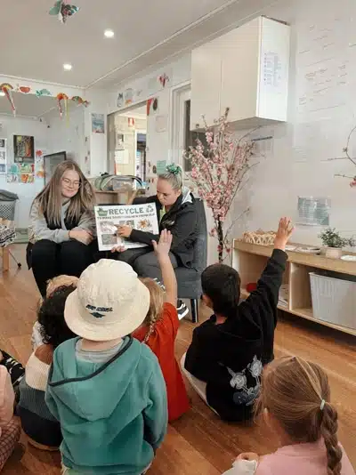 Children asking questions about Recycling